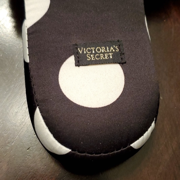 Very nice VS Slippers - Picture 4 of 6